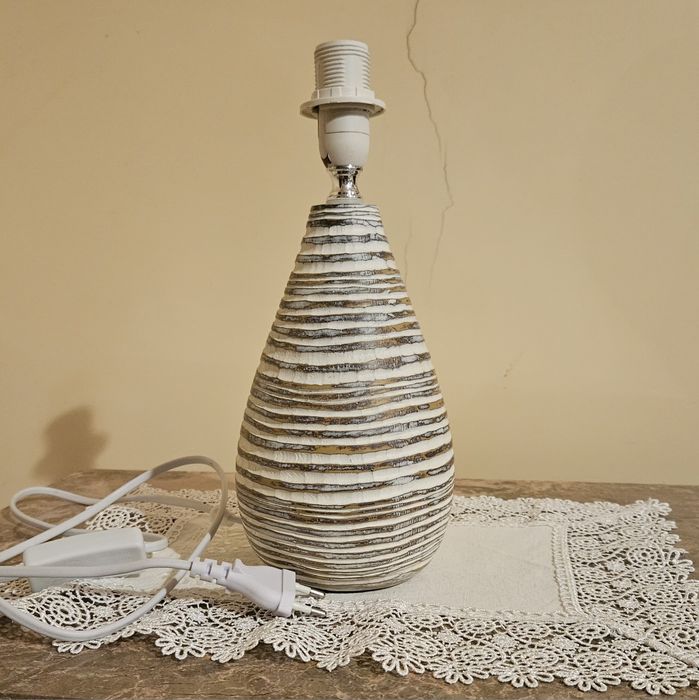 Conjunto três candeeiros de mesa (entrega em mão)
