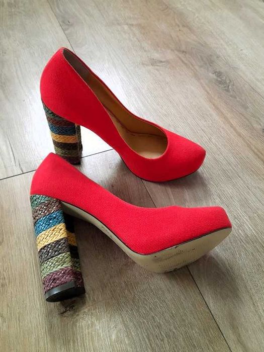 Nine West czółenka na słupku