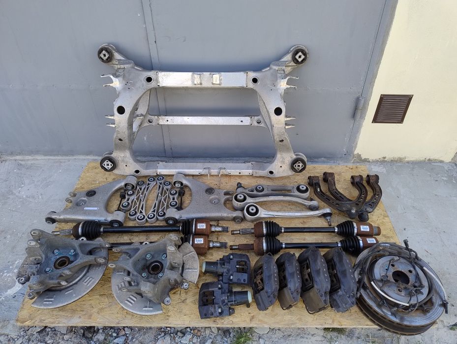 Ричаги Tesla Model S