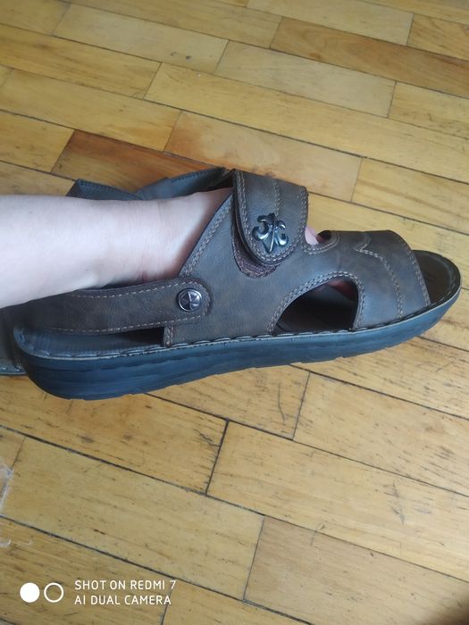 Босоніжки 43 роз.