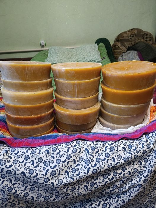 Продам бджолиний віск