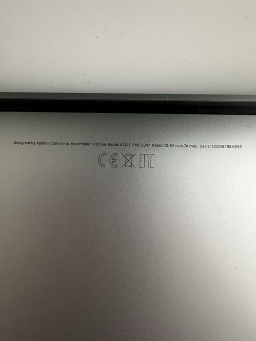 Macbook pro 16 2019 i7 16/512gb Radeon pro 5300m