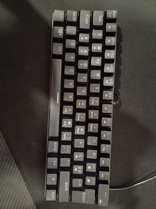 Teclado 60% mars gaming