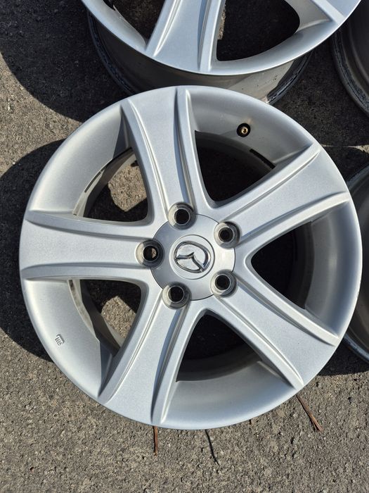 Продам комплект оригинальних дисків MAZDA R16 5x114,3
