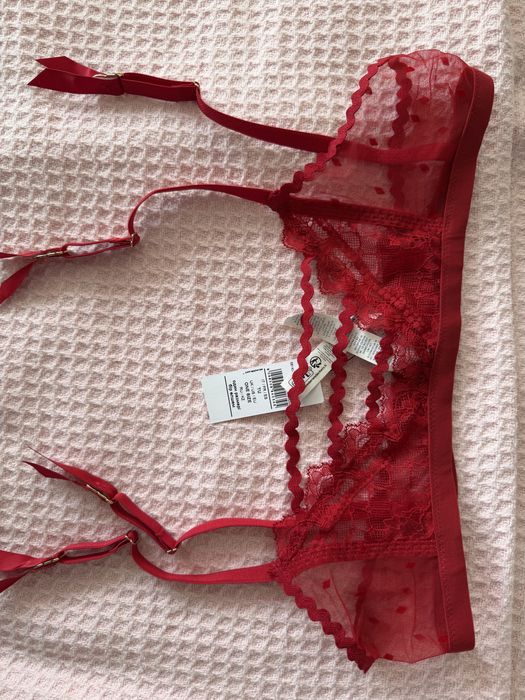 Pas do pończoch Intimissimi one size czerwony