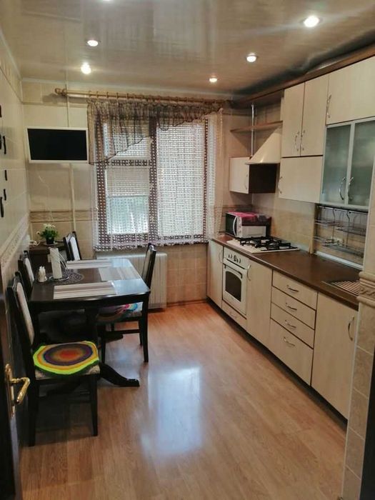 Продаж 3 кім квартири 4/9 пов. Розділ. кімнати мікр-н Алмазний №12047