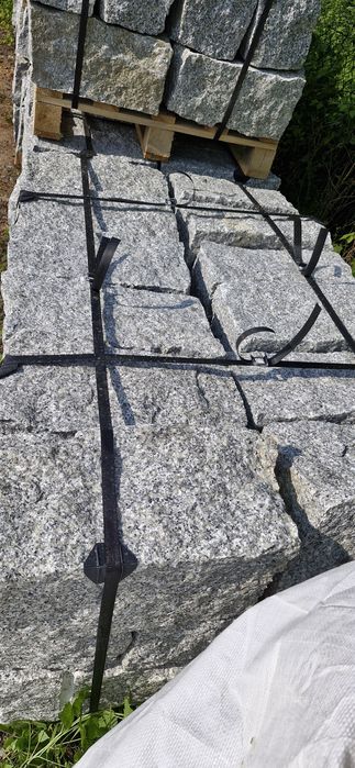 Kamień granit formak opornik obrzeża krawężnik