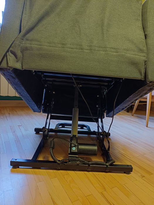 Fotel rozkładany elektycznie