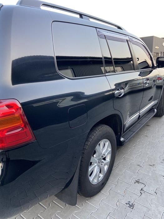 Продам Toyota Land Cruiser 200 (FL) 2012