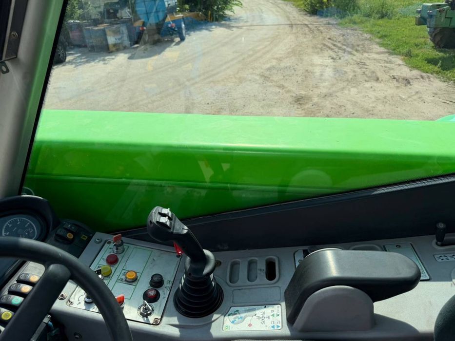 Телескопічний погрузчик Merlo P34.7Plus