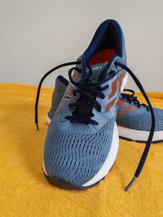Sapatilhas asics T 42