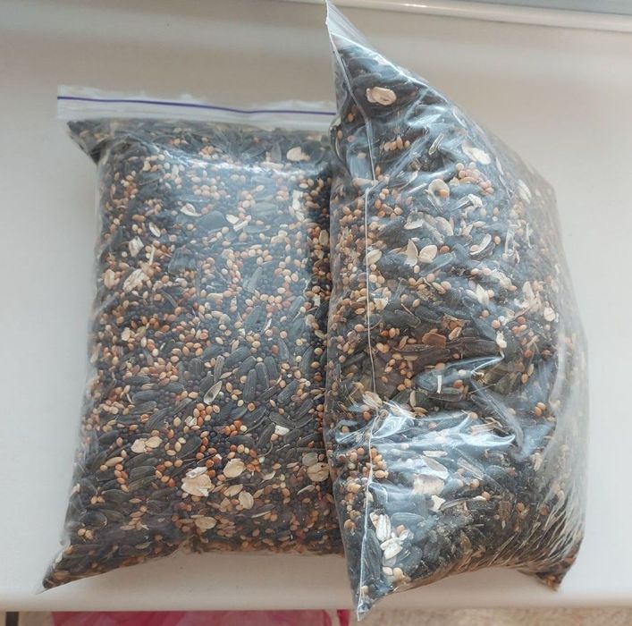 Корм для дикої птиці