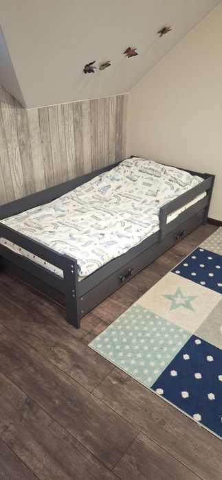 Łóżko dziecięce szare