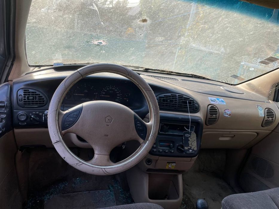 Разборка Chrysler Voyager III 2.5 TD 98-02г.