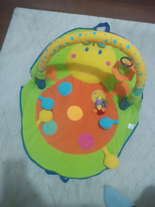 Tapete de brincar/ginásio de bebe Zippy