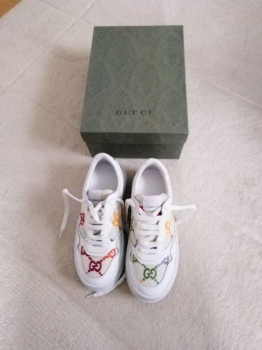 Damskie buty sportowe