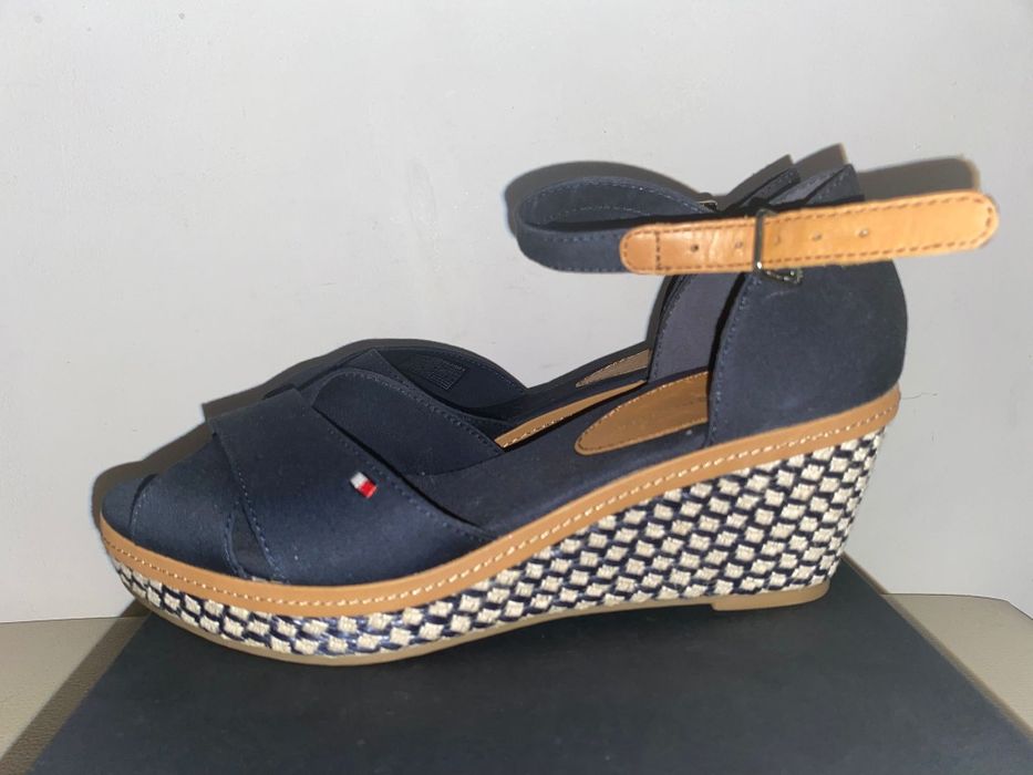 Tommy Hilfiger Espedryle Iconic sandaly rozmiar 37
Espadryle Iconic El