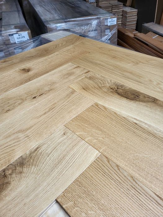 Jodełka klasyczna  warstwowa Dąb Rustikal Lakier UV 15x135x600mm W-wa