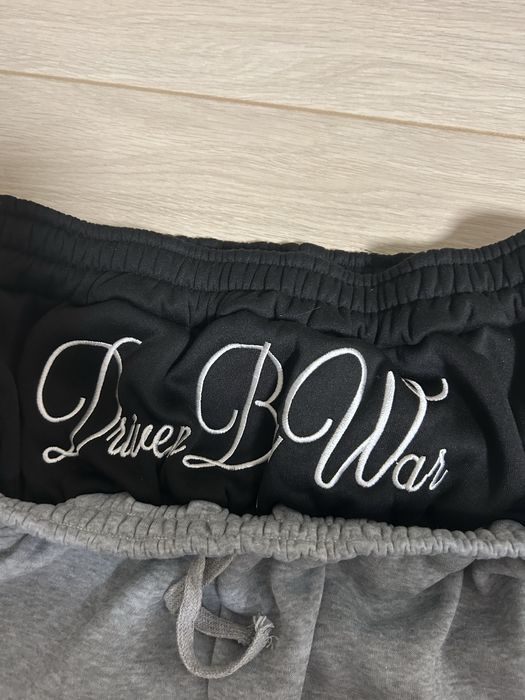 rye chasin baggy pants yori sport opium yori sports 5 STRIPE