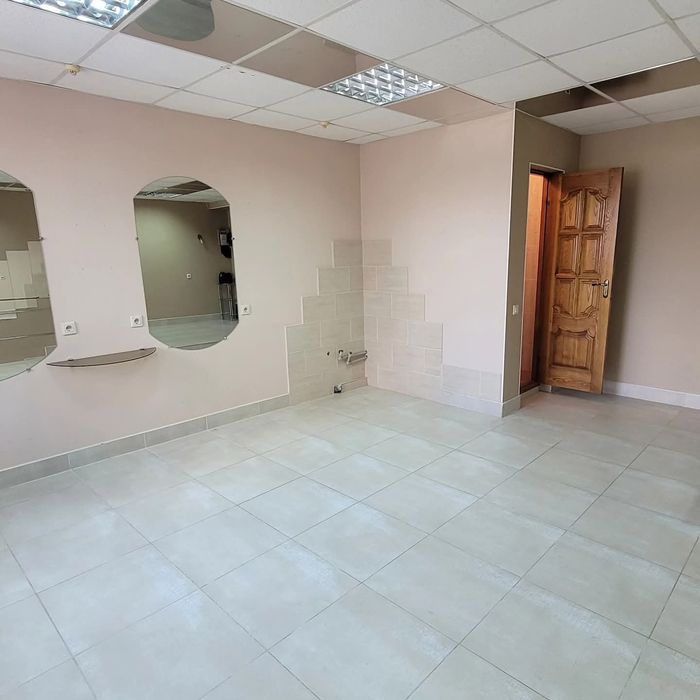 Продаж комерційного приміщення