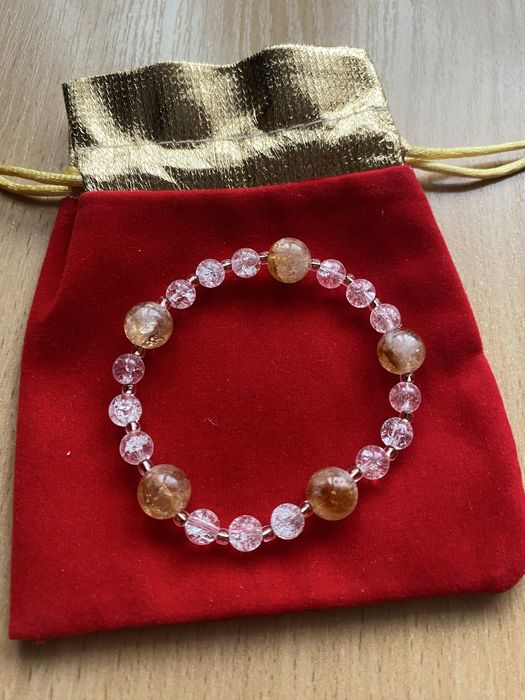 Zestaw bransoletek ezoterycznych