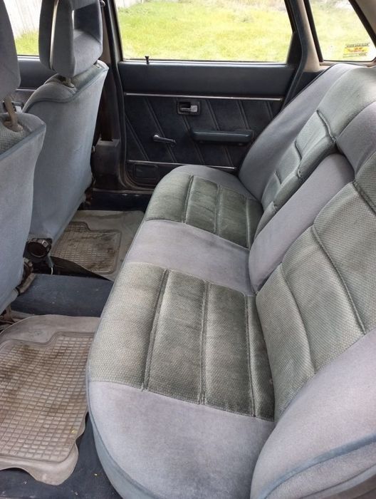 Автомобіль Audi 80