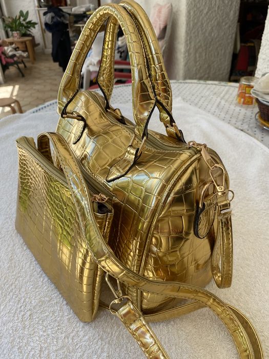 Conjunto de Mala+pochete dourdas