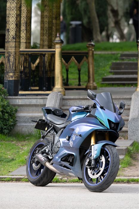 Yamaha R7 2022 – com extras