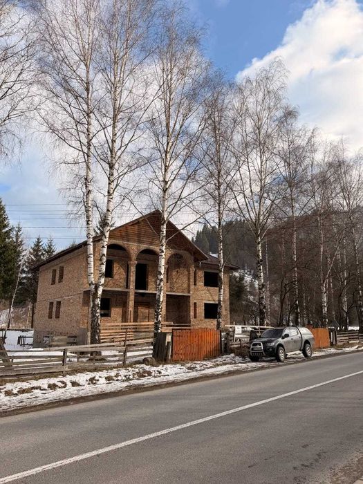 Котедж, Криворівня, під готель, поруч річка