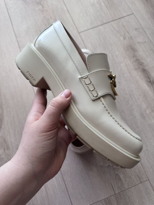 Лофери бренду pinko