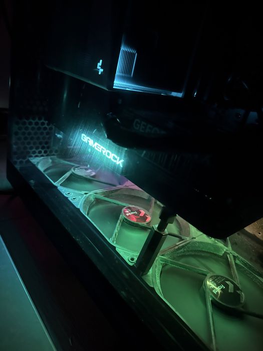 Palit RTX 5090 Gamerock