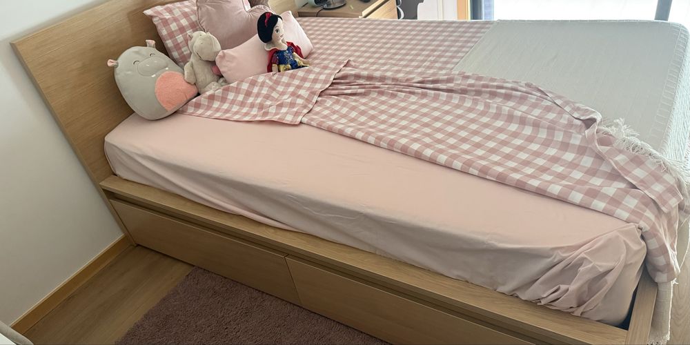 Mobiliario Ikea como novo