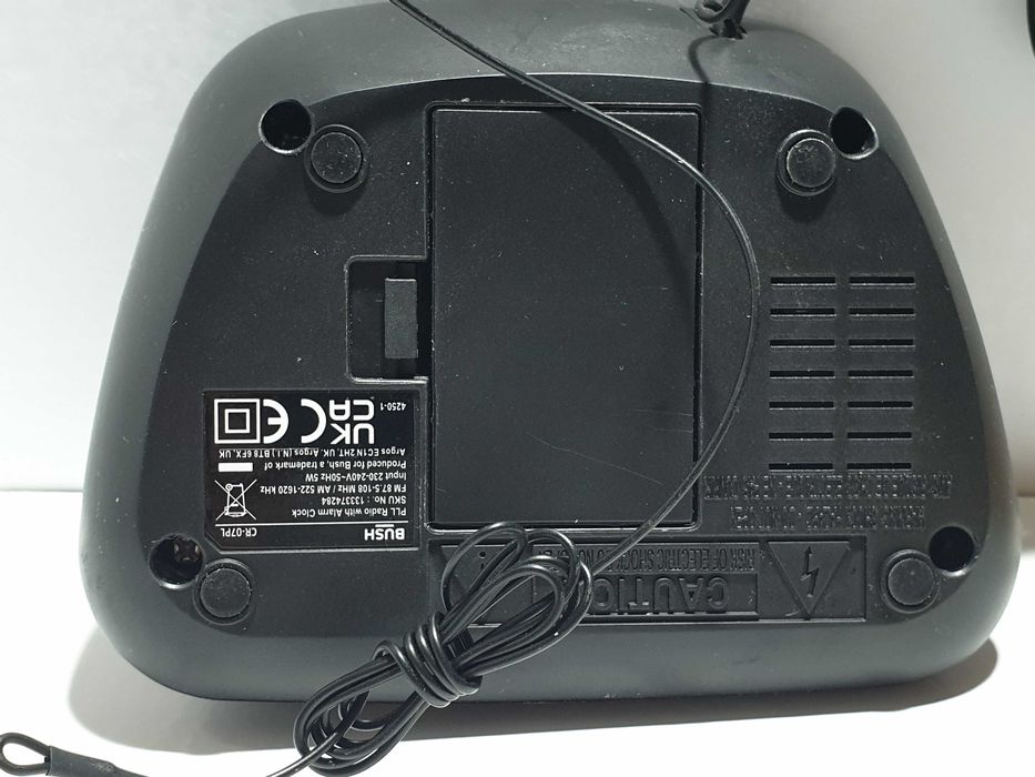 радіо FM AM  будильник Bush Alba CR-07PL + 2шт  акумулятори