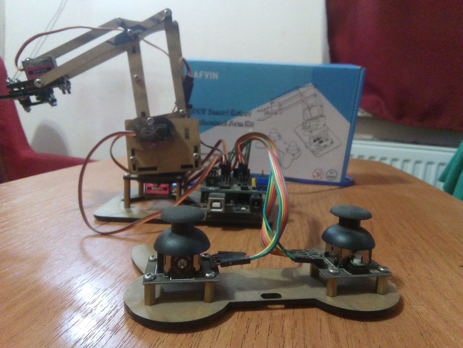 Механічна роботизована рука Lafvin 4DOF Arduino UNO R3 DIY