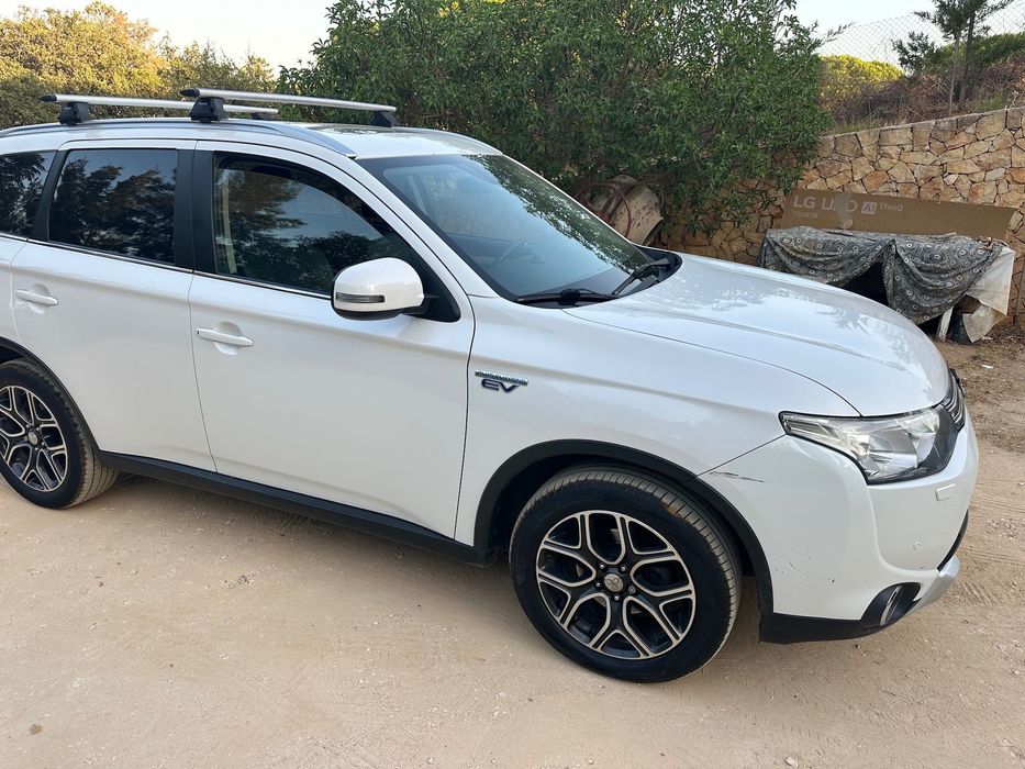 Mitsubihi Outlander PHEV