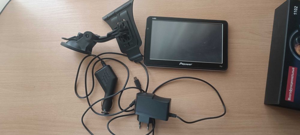 GPS навігатор-телевізор Pioneer PI-737TV