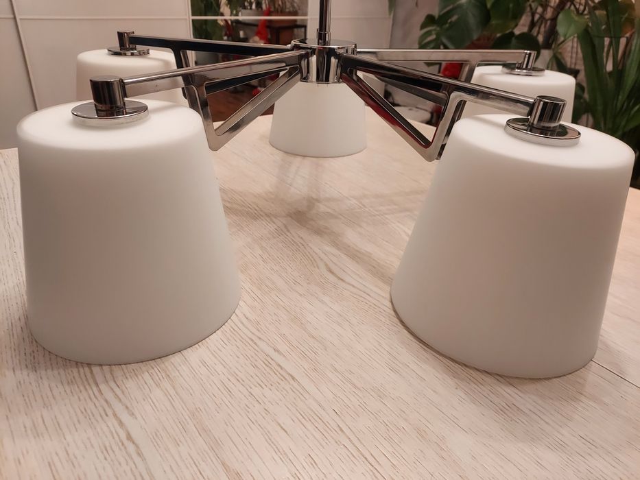 Lampa pięcioramienna / żyrandol