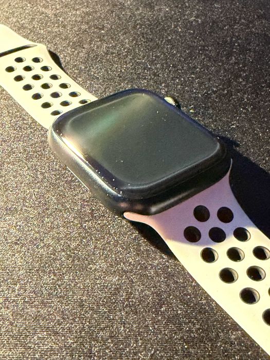 Apple Watch 8 (GPS) 45 mm - aluminium