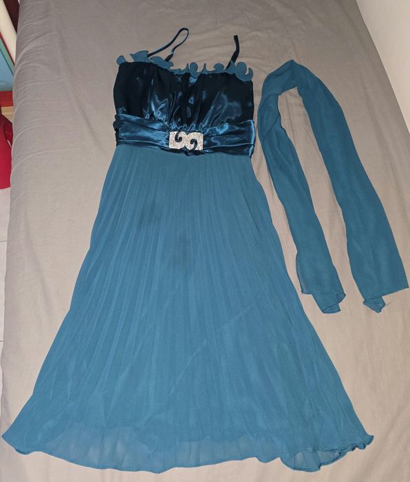 Vestido feminino verde água