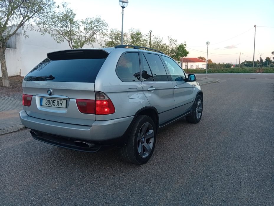 Vende-se BMW X5 3.0D E53 pack M nacional com 220mil quilómetros  ano 2004