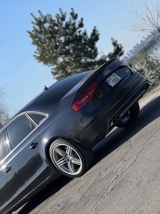 Audi a4 b8 2.0 Quattro 2012 (2013 модельного, рест)
