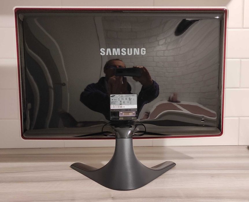 Монитор Samsung SyncMaster BX2235