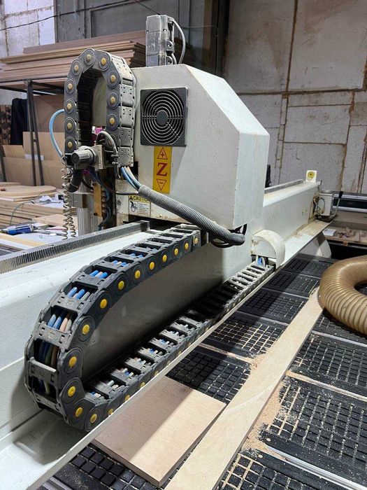 Услуги фрезерного ЧПУ станка