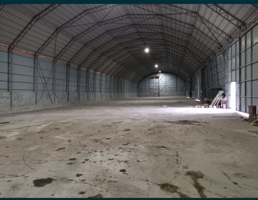 Продаж Ангара та адмін будівлі