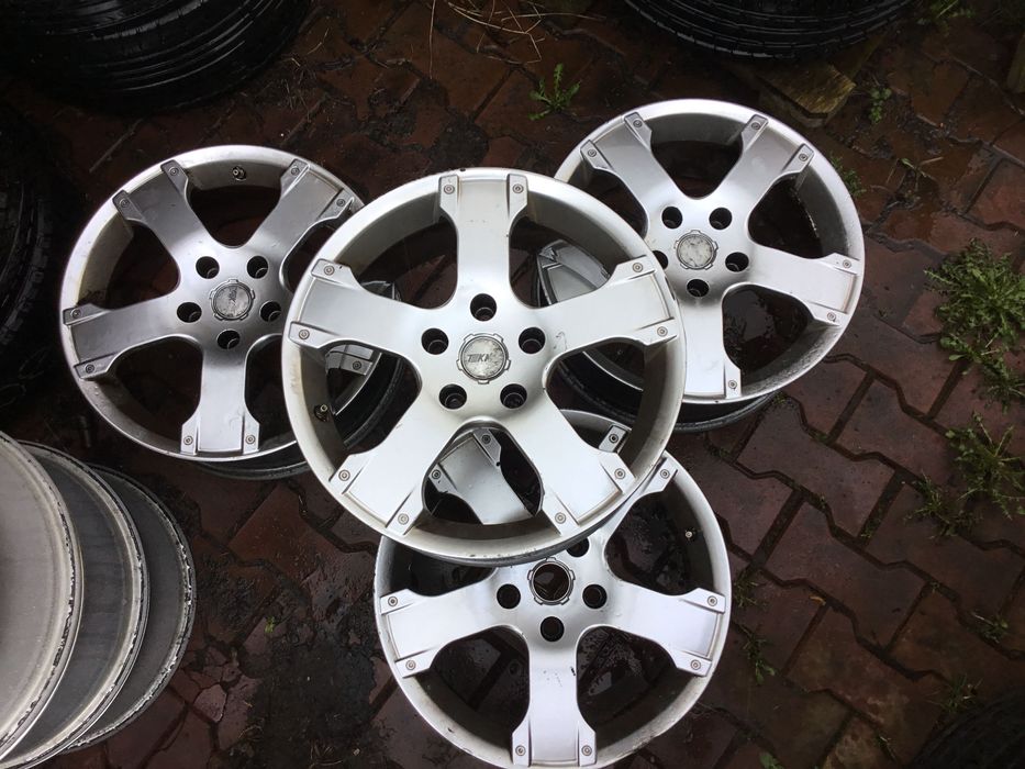 Felgi T5 T6 Amarok Touareg BMW 5x120 ET35 7jx17”