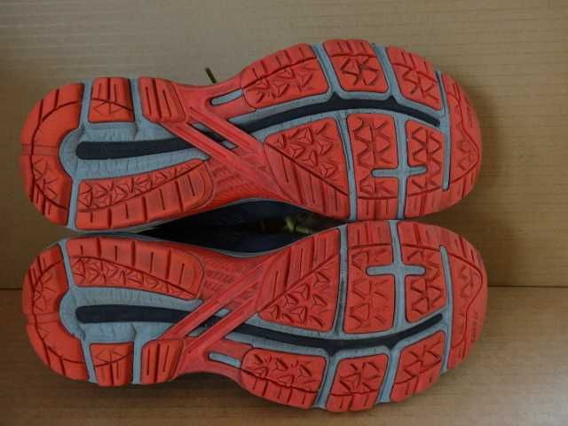 Buty ASICS GT 2000 7 roz 43,5 Bieganie Sportowe