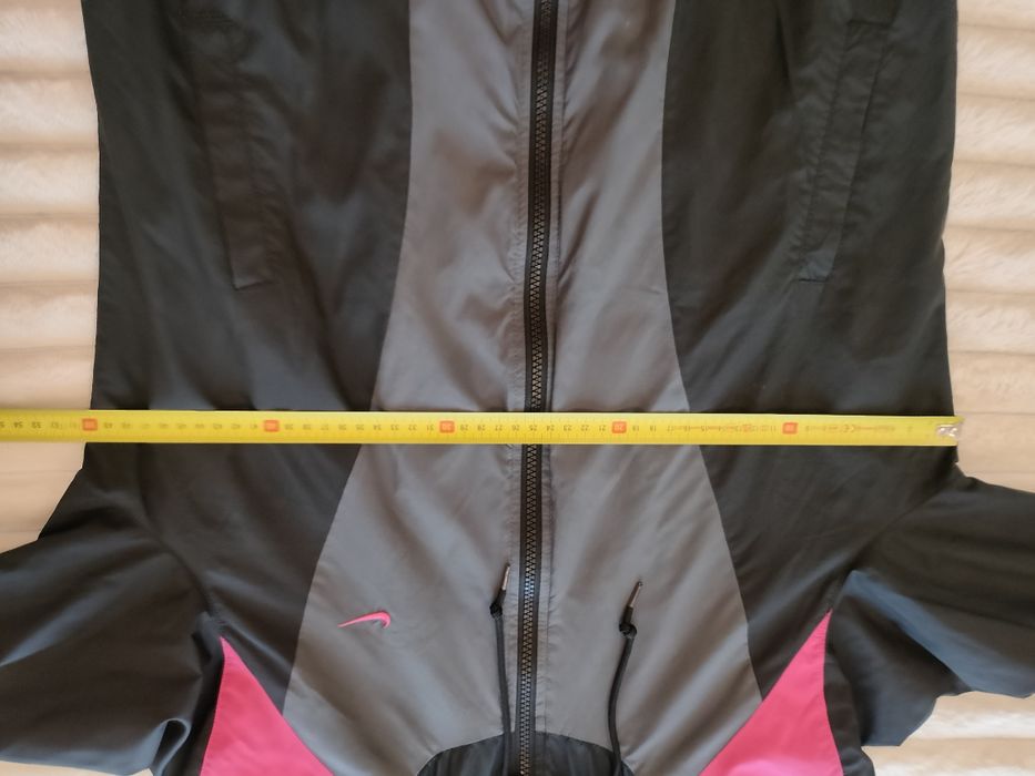 Kurtka wiatrówka Nike 158