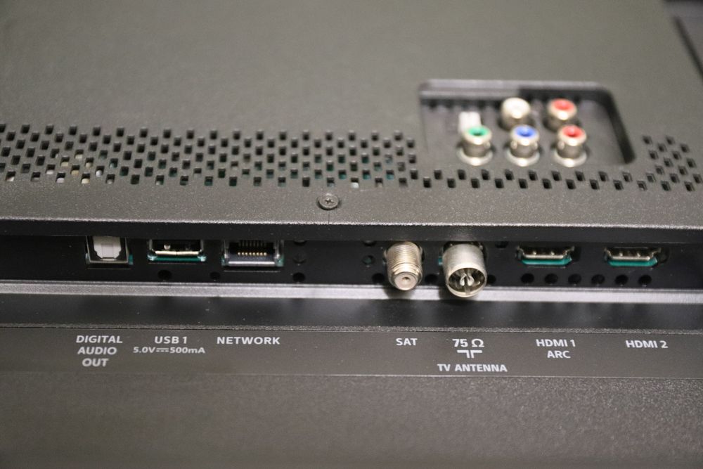 Philips   50PUS6704/12   50 дюймов