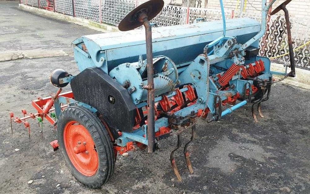 Сівалка навісна точного висіву Isaria (2.5м, 15ряд.)