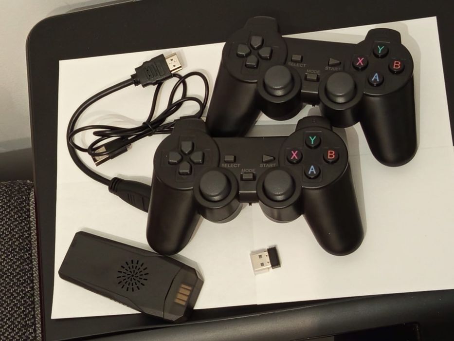 Konsola do gier bezprzewodowa 64G z 10 000 grami